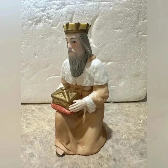 Home Interiors HOMCO #5599 Nativity Replacement Wise Man Kneeling Figurine 5.5" - Picture 1 of 6